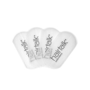 Vier witte hairtalk® Hair Grippers zijn waaiervormig op een effen achtergrond gerangschikt, die allemaal perfect de premium hairtalk hairextensions-ervaring benadrukken.